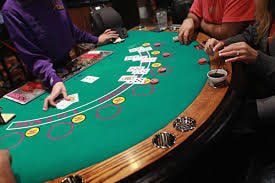 Người dùng Việt Nam chơi game bắn cá trực tuyến trên điện thoại xs66